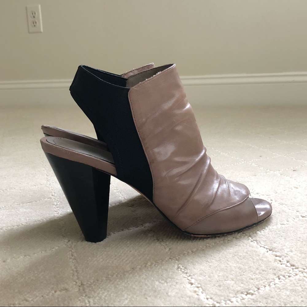 Vince Camuto Bootie - Picture 2 of 8